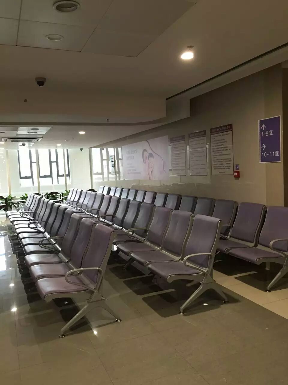 候诊排椅也可以很好看-医院排椅案例佛山市禅城中心医院(图1)