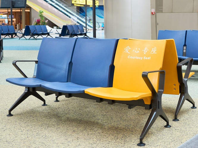 排椅材质那么多，哪种最耐用？